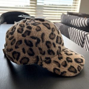 *NEW WITH TAGS* Nordstrom Cheetah/Leopard Print Fleece Baseball cap